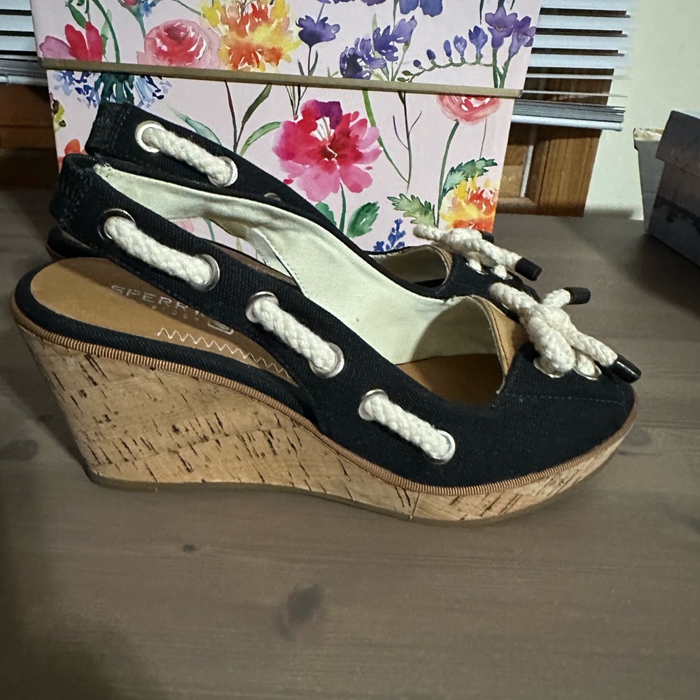 SPERRY SOUTHPORT BKACK CANVAS WEDGE SLINGBACK SANDAL SIIZE 7 NEVER WORN /box